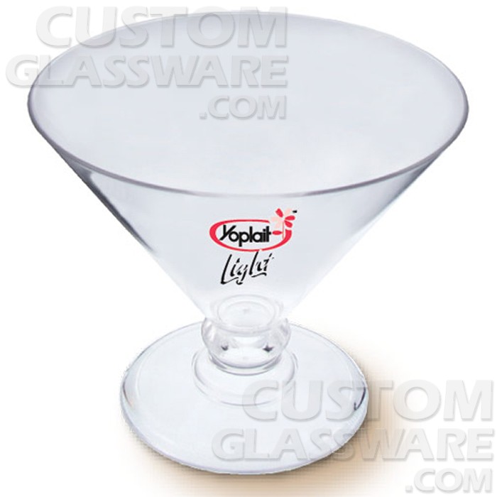 https://customglassware.com/media/catalog/product/cache/2/image/9df78eab33525d08d6e5fb8d27136e95/1/0/10oz-acrylic-short-stem-martini-cg.jpg